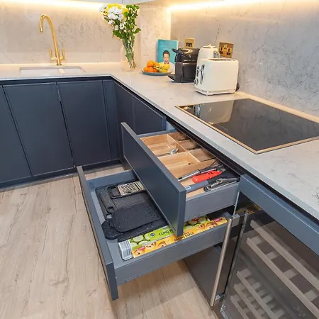 Apartment Lavish 2 Bedroom Flat With Private Balcony In Clerkenwell, Barbican