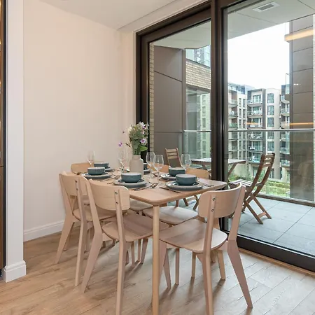 Appartamento Lavish 2 Bedroom Flat With Private Balcony In Clerkenwell, Barbican Londra