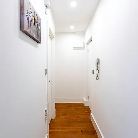 Apartment St Johns Hill Penthouse *