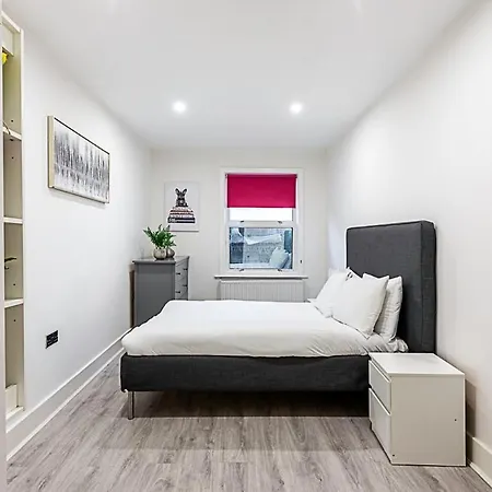 St Johns Hill Penthouse