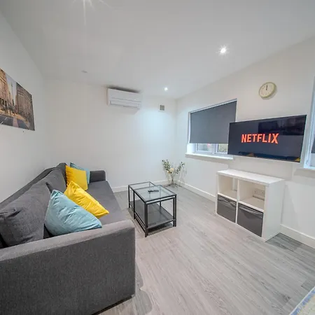 Luxury Hotel Ilford