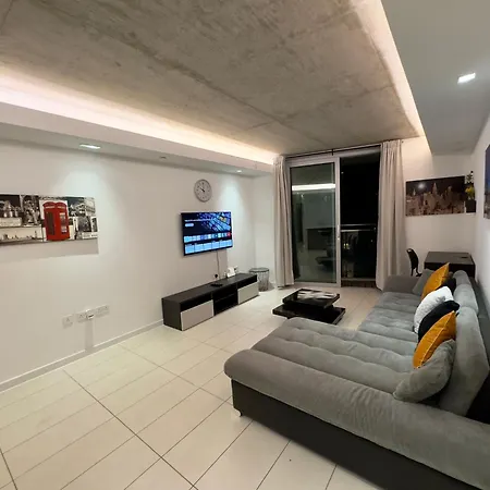 Excel Cosy With Balcony & River View Close To O2 Arena, Cable Car, Hall Apartment London
