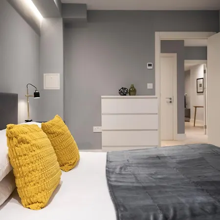 Palmer - Elephant & Castle Apartment London