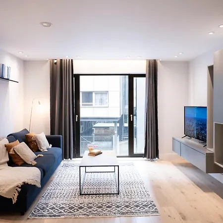 Palmer - Elephant & Castle Apartment London