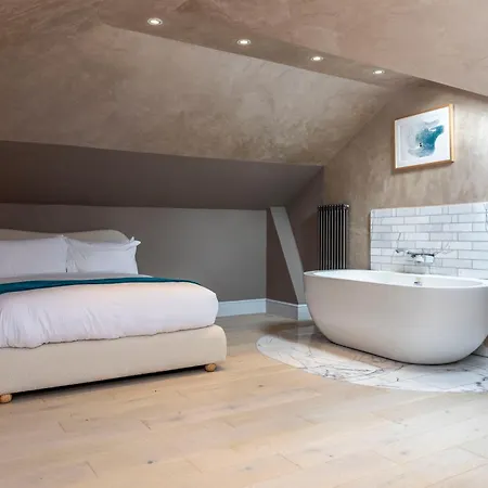 Bishops Way Apartment London