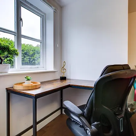 Spacious 2-bed Family With Pets Welcome *