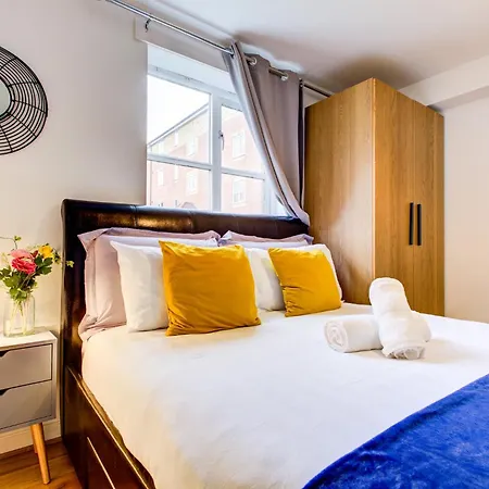 Spacious 2-bed Family With Pets Welcome * London