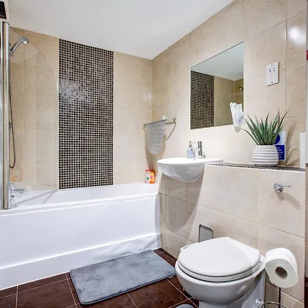Spacious 2-bed Family With Pets Welcome