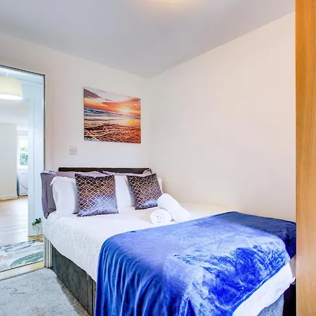 Apartment Spacious 2-bed Family With Pets Welcome