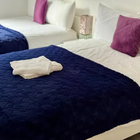 King's Cross Private Bedrooms Homestay