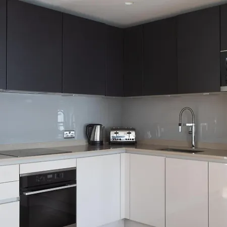 Bnbnook - Cozy 2br Near Oxford Street & Soho Apartment *