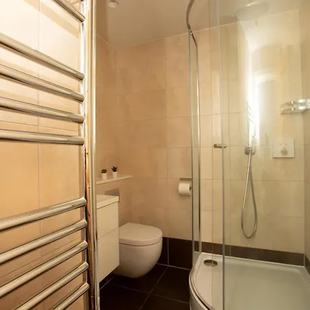 Bnbnook - Cozy 2br Near Oxford Street & Soho Apartment London