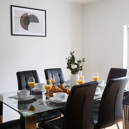 Bnbnook - Cozy 2br Near Oxford Street & Soho Apartment London
