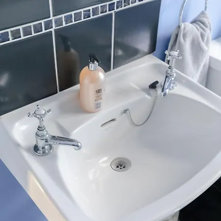 Regal Haven 4 Bed Near Buckingham Palace *