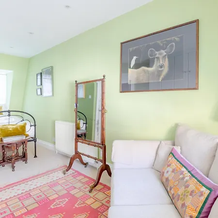 Apartment Regal Haven 4 Bed Near Buckingham Palace