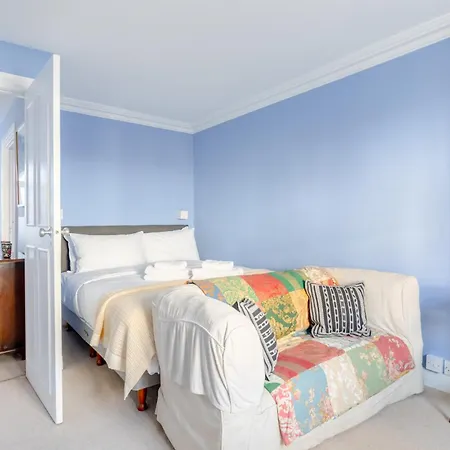 Apartment Regal Haven 4 Bed Near Buckingham Palace *