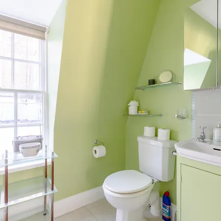 Regal Haven 4 Bed Near Buckingham Palace * London