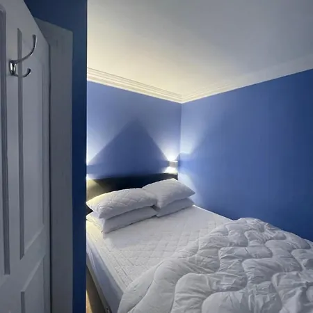 Apartment Regal Haven 4 Bed Near Buckingham Palace London
