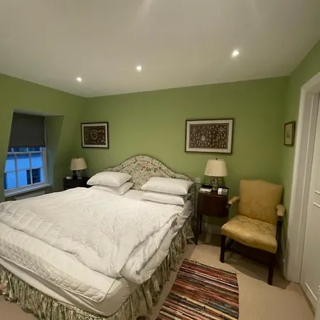 Regal Haven 4 Bed Near Buckingham Palace * London