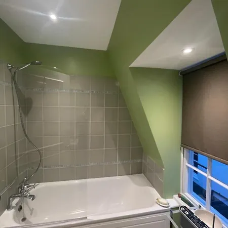 Regal Haven 4 Bed Near Buckingham Palace Apartment