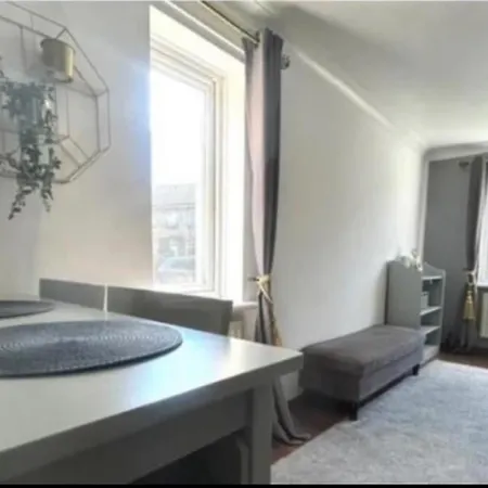 Apartment Cosy 2 Bed East