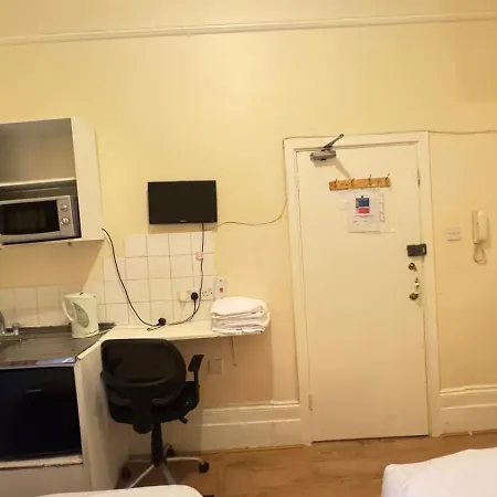 Apartment Collingham Place *