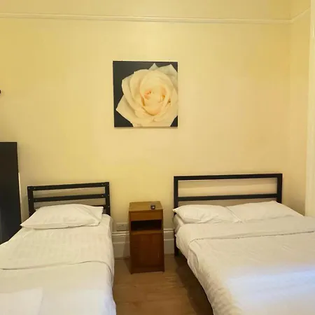 Apartment Collingham Place London
