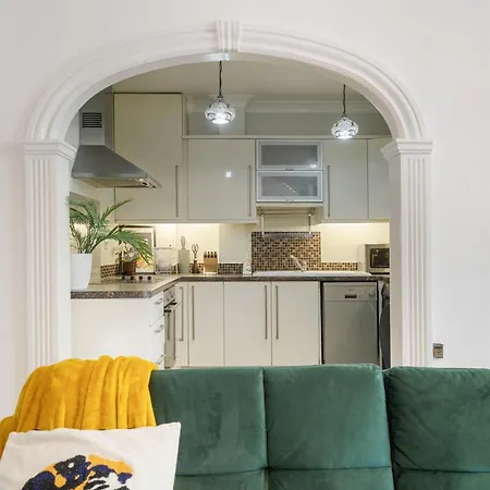 Apartment Chic In Hyde Park *