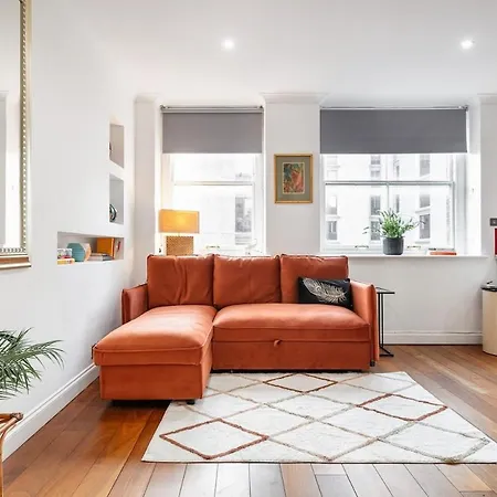 Charming Covent Garden, Air-con Sleeps 6 Apartment *
