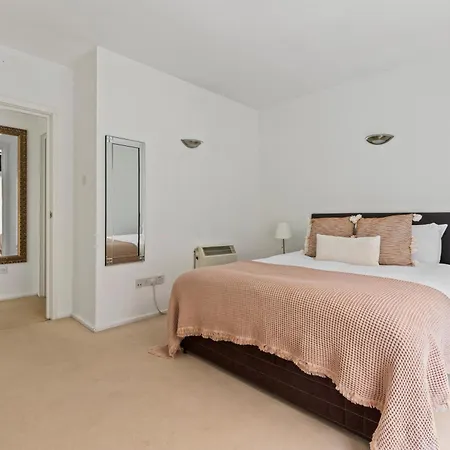 Apartment Londwell, Knightsbridge Luxury Balcony Penthouse London