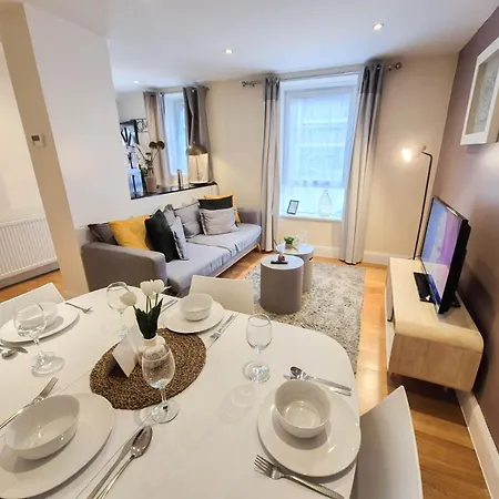 Chic 2-bedroom Flat In Vauxhall Near The Oval * London