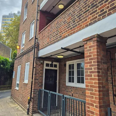 Apartment Chic 2-bedroom Flat In Vauxhall Near The Oval *