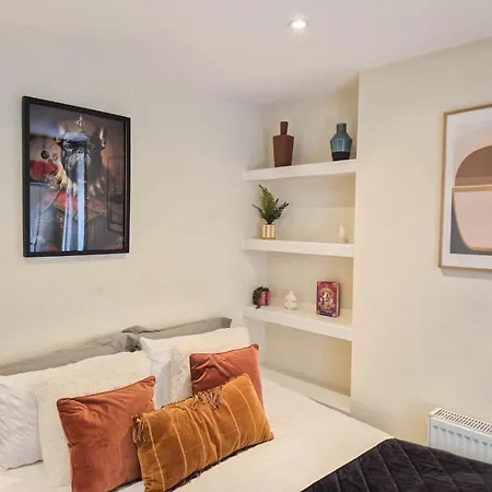 Chic 2-bedroom Flat In Vauxhall Near The Oval Apartment