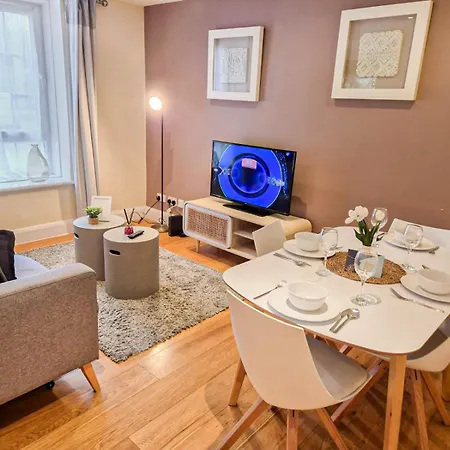 Chic 2-bedroom Flat In Vauxhall Near The Oval Apartment