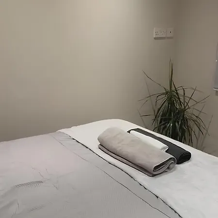 House Kt5 9lw, 119 Beresford Avenue Surbiton, Kingston Homestay *