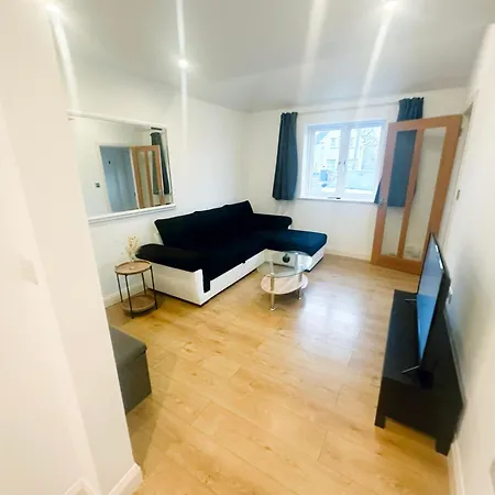 Apartment Exquisite Away From
