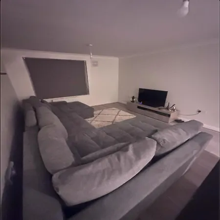Homestay Cozy Kingsize In London Dagenham