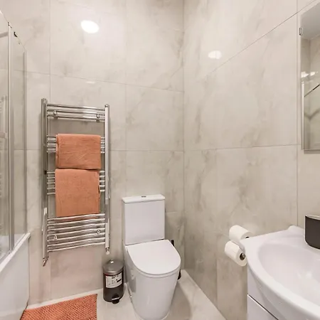 Amazing Flat Centrally Located Apartment London