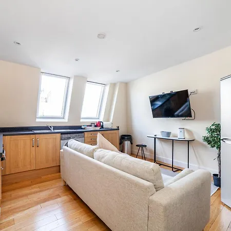 Apartment Perfect 3 King Bed Flat Near Islington London