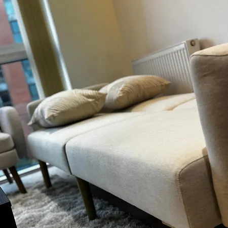 Apartment Entire Flat O2 Cable Cars London