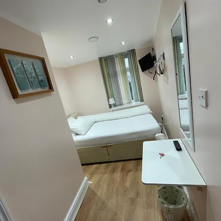 Accommodation Plus *