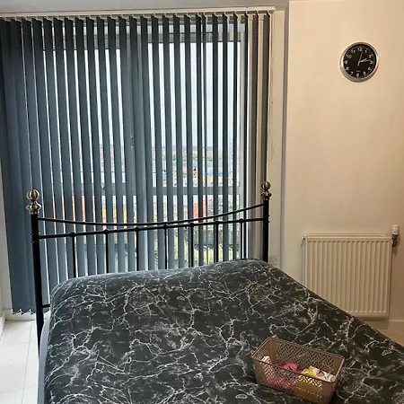 Double In Shared Apartment *