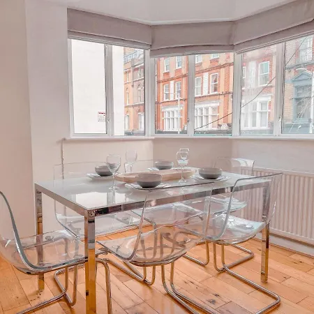 Chelsea Iconic Area Apartment *