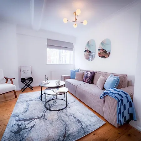 Chelsea Iconic Area Apartment
