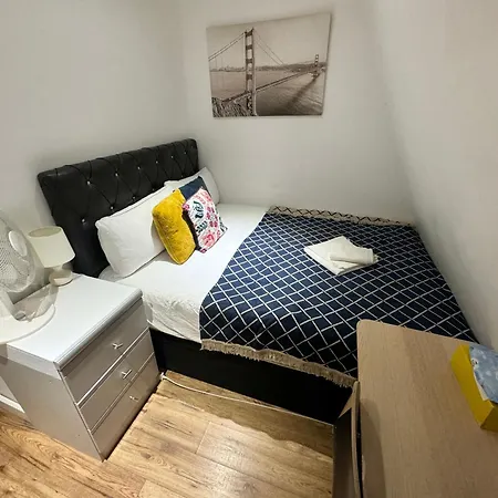 Euston Private Bedrooms 119a 1-4