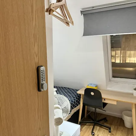 Euston Private Bedrooms 119a 1-4