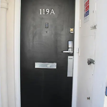 Homestay Euston Private Bedrooms 119a 1-4 London