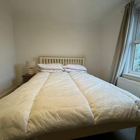 Charming 4bd 6 Mins From Nine Elms Station Holiday home