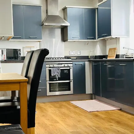 Luxury Near Apartment London