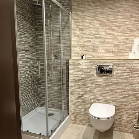 Deluxe In Royal Docks Apartment